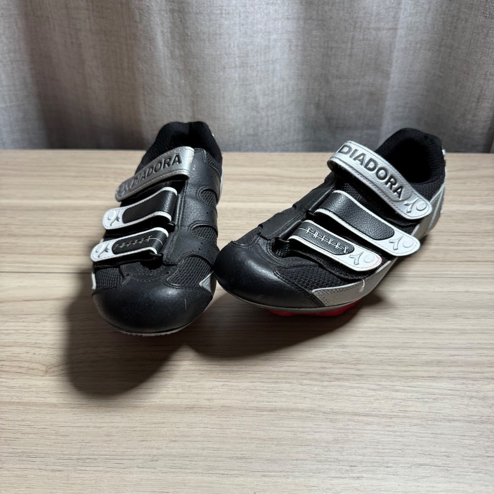Diadora Cycling Shoes Women Size 38 Black Silver Good Triple Strap Road Biking